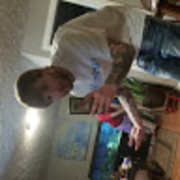 Meet your Posher, Joshua - Picture 1 of 1